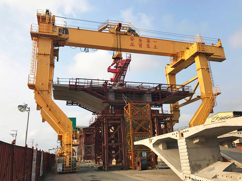 Rubber Tyred Gantry Crane for Urban Infrastructure Construction